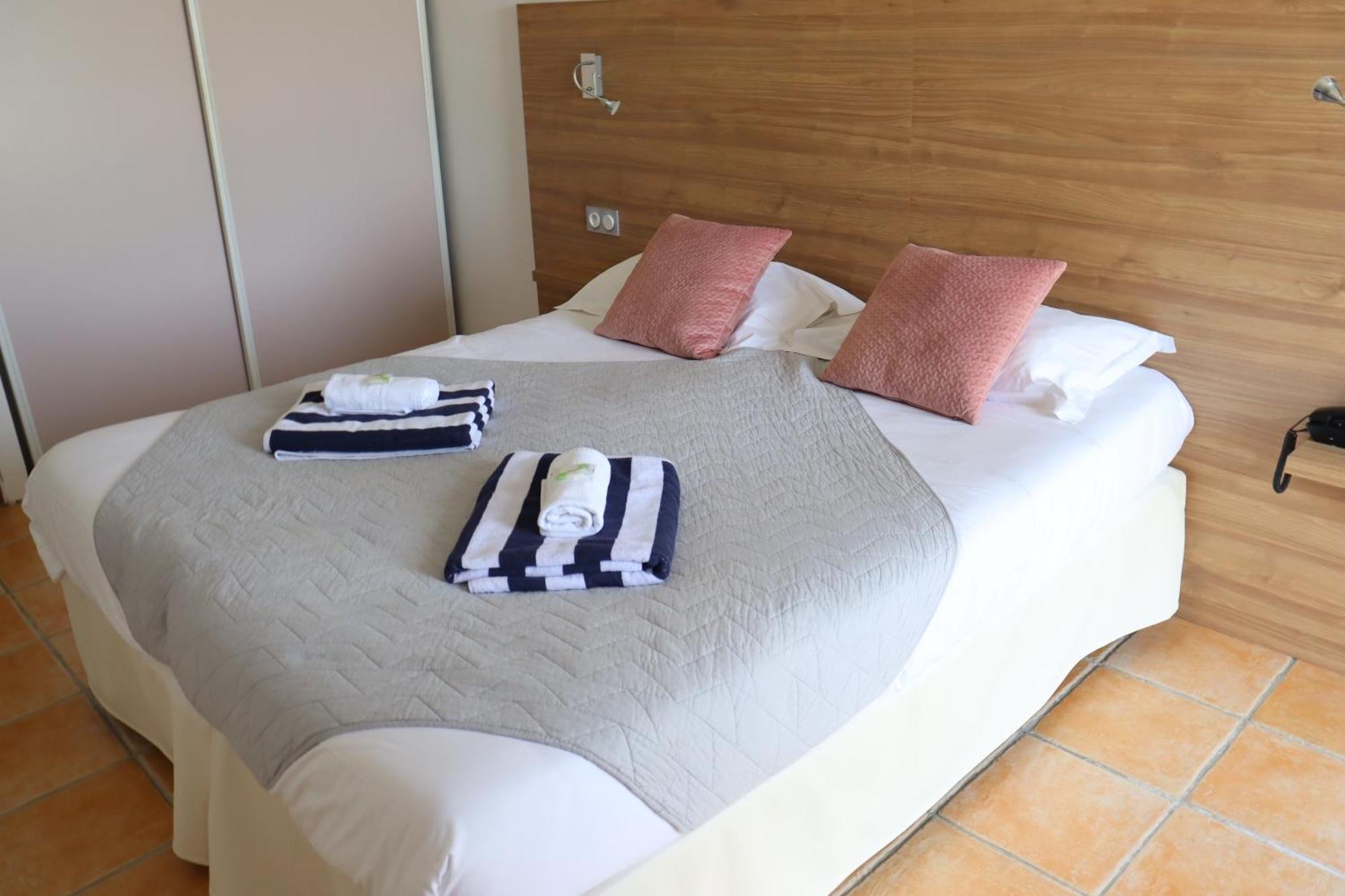 Hotel Bellevue Saint-Florent  Kültér fotó
